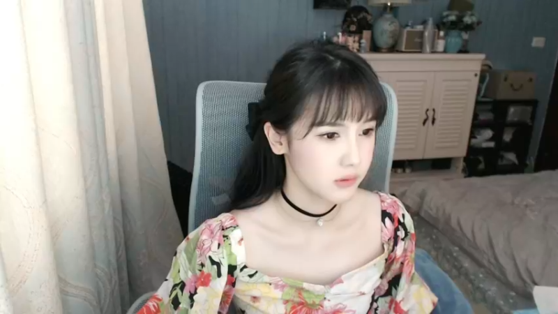【2022-04-20 15点场】iu可可曾：最近白天也会播