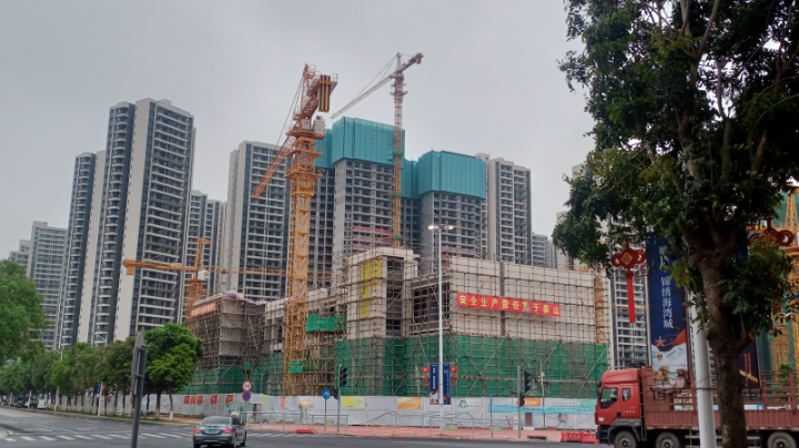 偷偷拔尖
