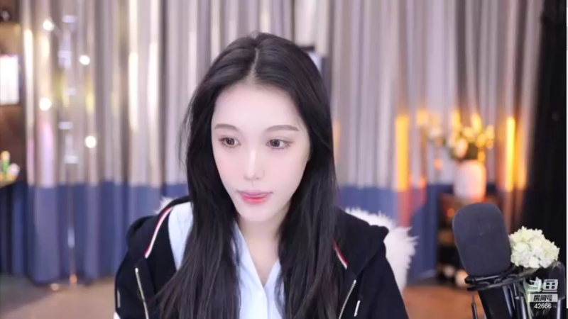 【2022-04-21 12点场】苏恩Olivia：苏恩：莲子彭宝来啦啦啦啦啦