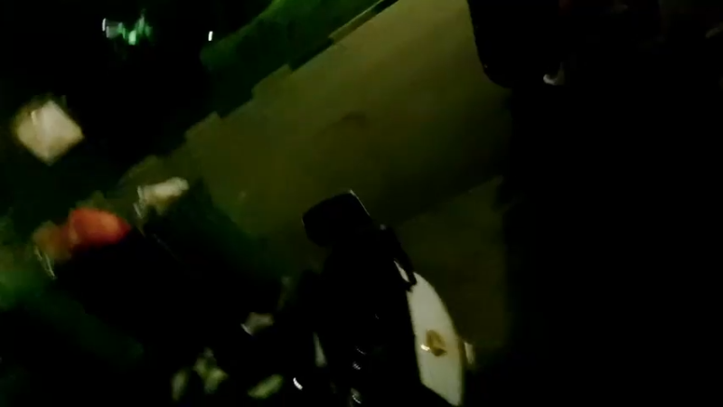 【2022-04-17 22点场】梦想骑猪大只佬：晚上和兄弟聊聊天！激情聊天直播间