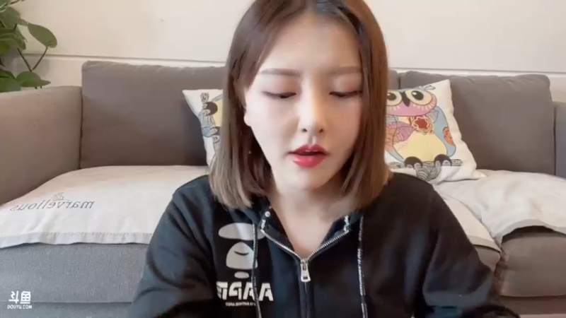 【2022-04-24 16点场】叶知秋Vanessa：秋：白银双倍 六点见