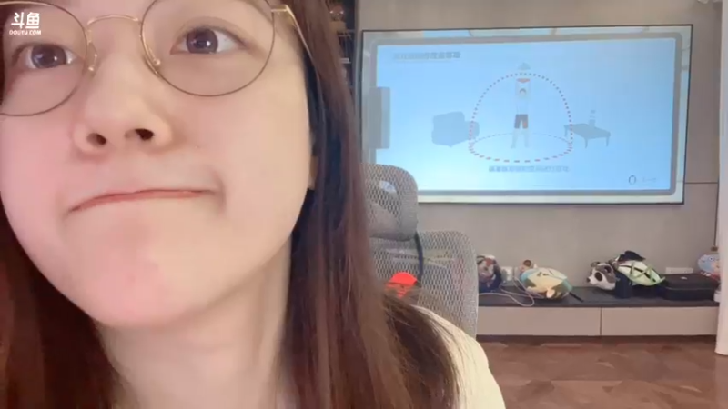 【2022-04-24 17点场】睡不醒的璨璨：在家的第四十天