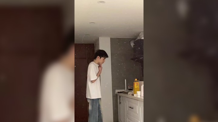 我抖音这个视频火了 给你们也看看吧 让你们笑