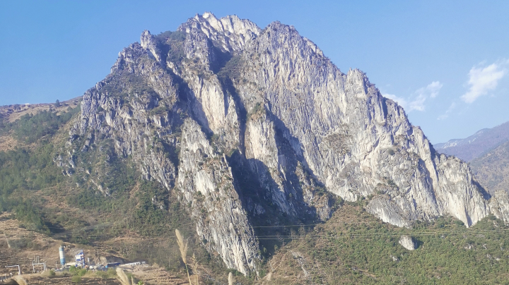 翻山