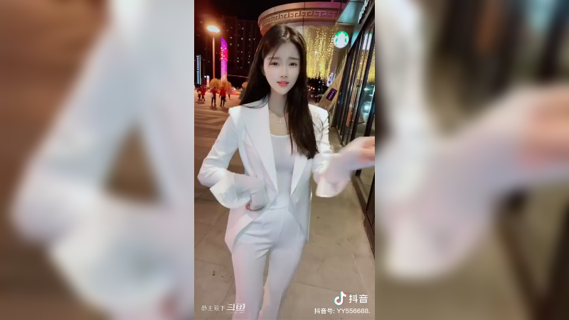 恭王小团队之老四 - （很哇塞的阿姨！！#微胖女生 #你心动了吗）