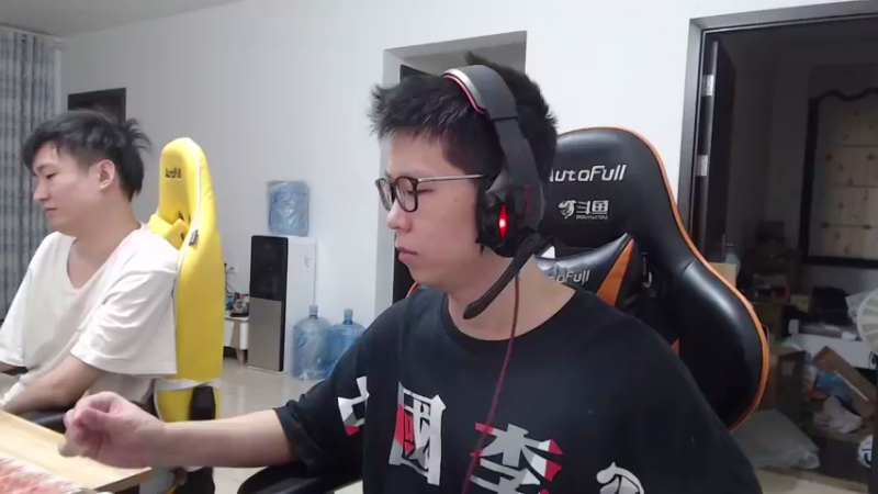 【2022-04-25 09点场】余小C真的很强：余小C：娱乐主播理解一下~