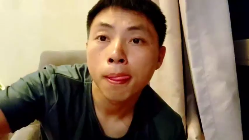 【2022-04-25 22点场】逐梦兄弟：晚上给自助餐老板上课，双倍亲密度