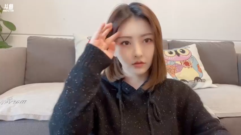 【2022-04-26 15点场】叶知秋Vanessa：秋：周二休息 周三见