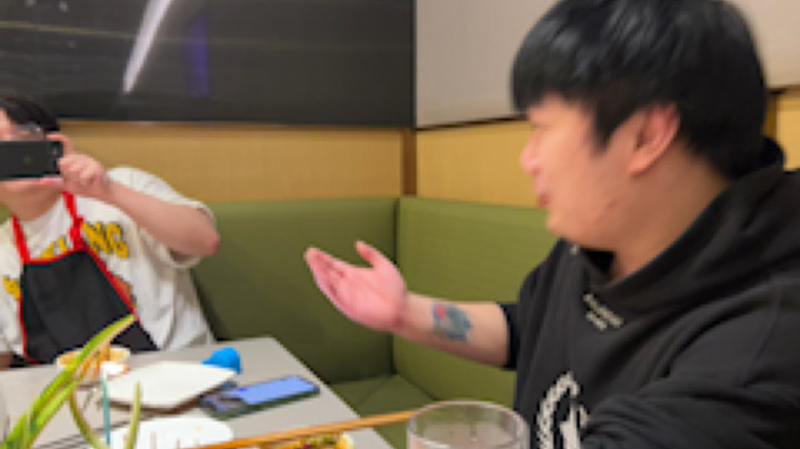 戴老六发布了一个斗鱼视频2022-04-27