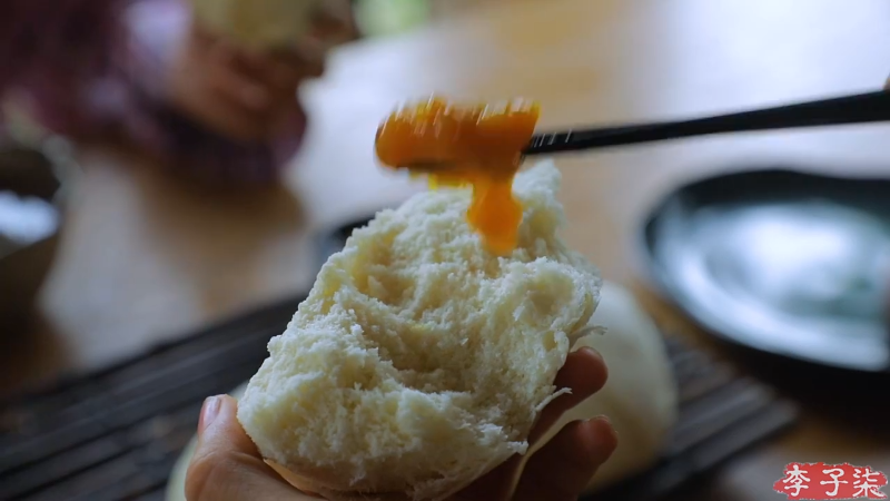 我在斗鱼看李子柒liziqi直播美食