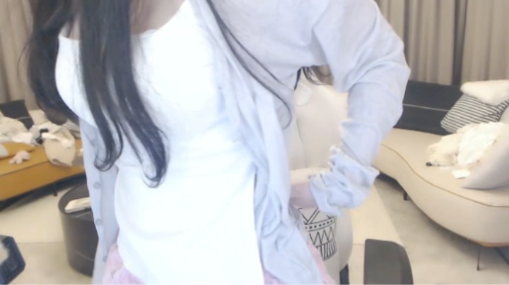 美女布丁一言不合就生气了