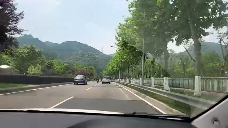 【2022-04-29 12点场】逐梦兄弟：牙珂传奇在重庆的第二天