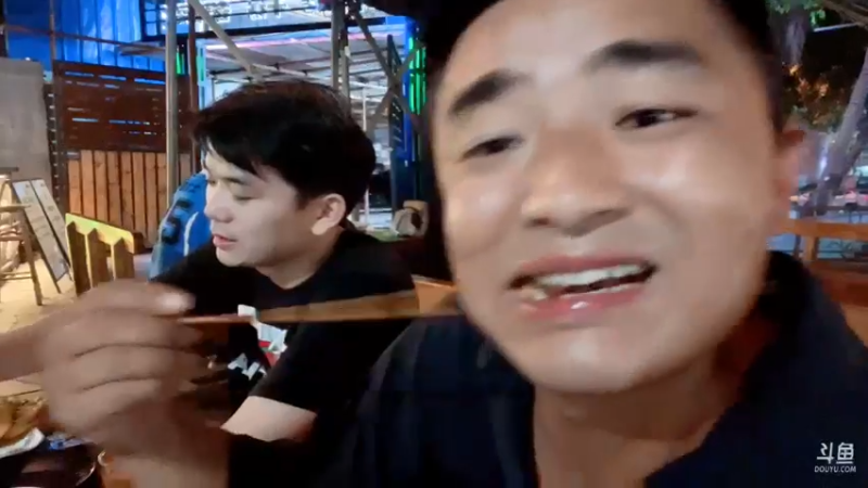 【2022-04-29 22点场】主播阿郎：海南海口卖唱