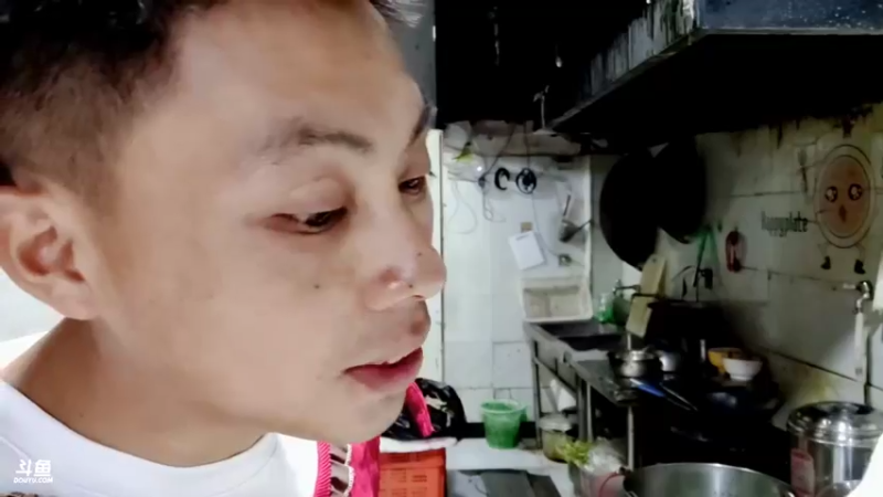 【2022-04-30 01点场】逐梦兄弟：牙珂传奇在重庆的第二天