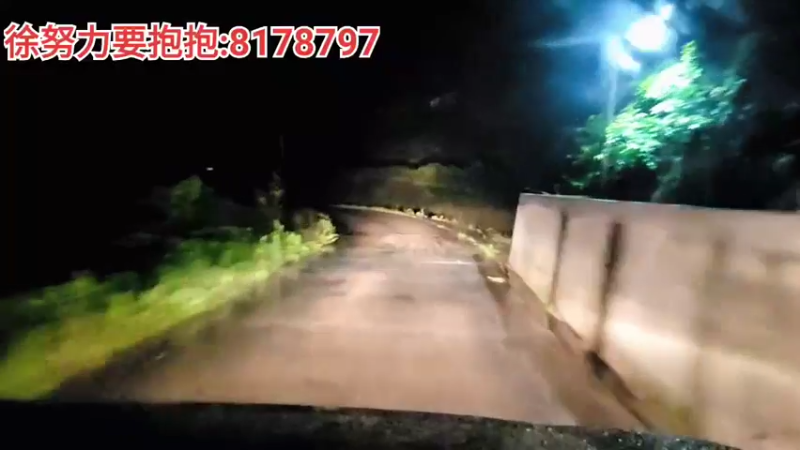 【2022-04-30 21点场】川味箩卜：欢迎抱抱来757基地～
