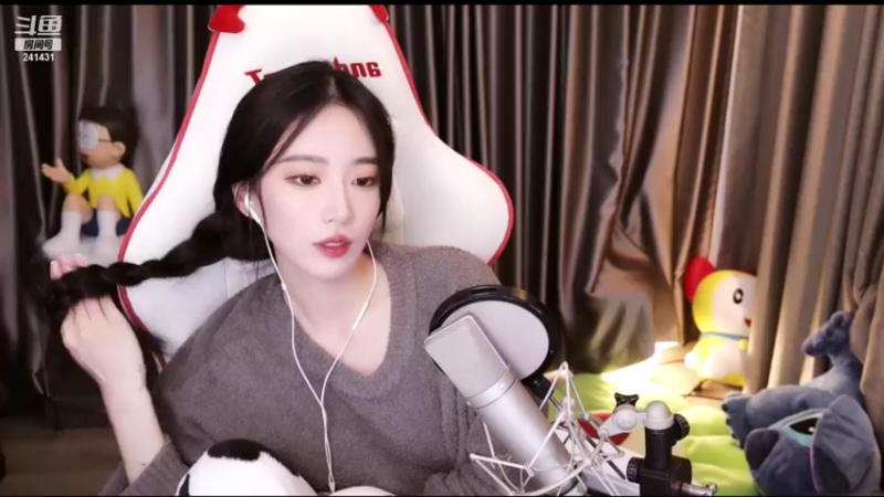 【2022-05-02 01点场】小苏菲：z钻粉卡卡卡
