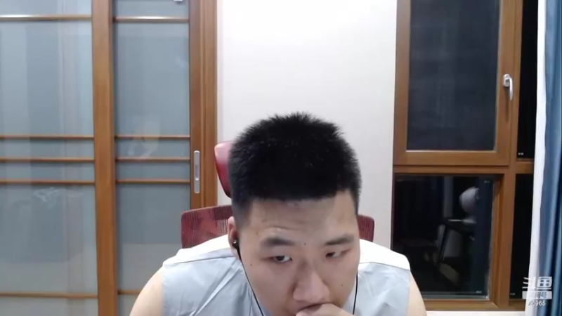 【2022-05-01 23点场】霸气虚幻哥1991：4+2 暴打蛋饼！ 73965