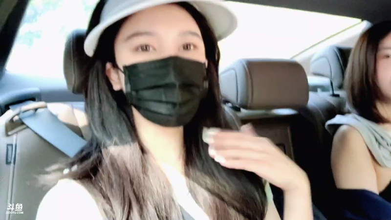 【户外】uneeZ的精彩时刻 20220504 15点场