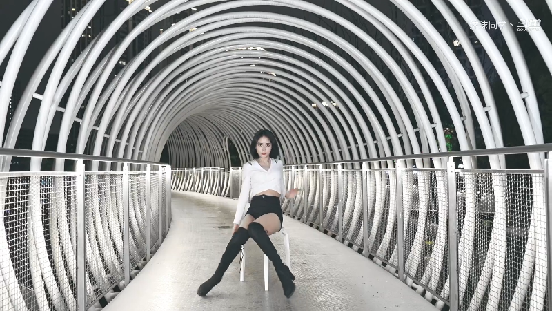 我在斗鱼看沫沫同学丶直播舞蹈