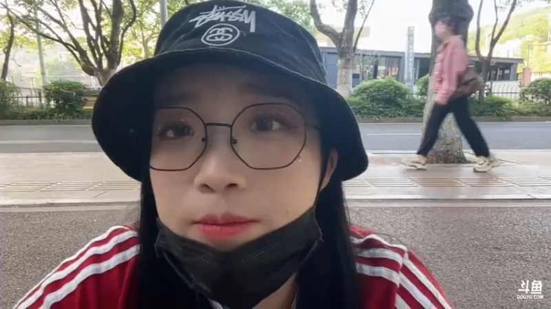 【2022-05-02 17点场】肉仔OvO：【小奶团】今天逛逛长沙！动起来！