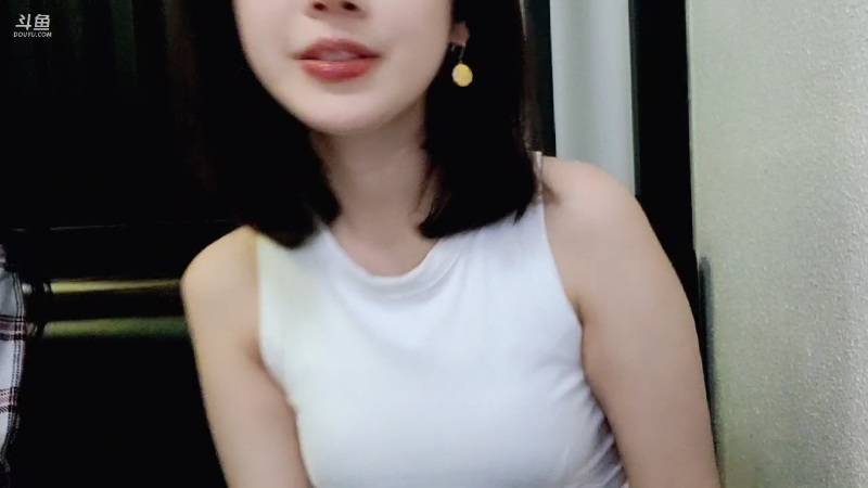 【户外】uneeZ的精彩时刻 20220505 19点场