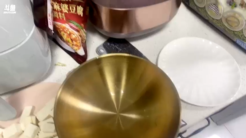 【2022-05-05 18点场】Mad98TnT：真有人想看职业哥做饭是吧