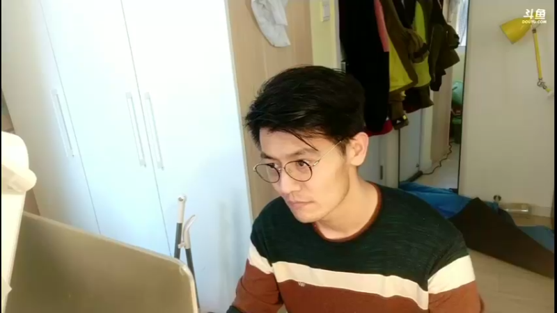 【2022-05-05 13点场】Z火炎炎123：封闭在家办公的摄像头