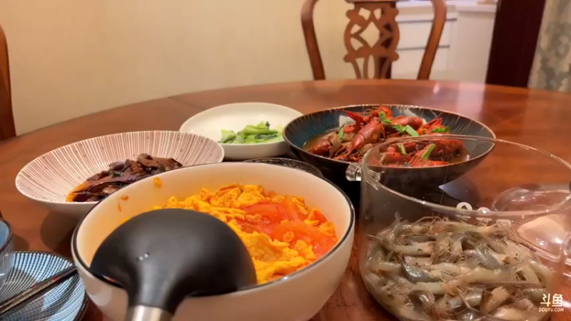 【2022-05-06 22点场】亲亲不小心：直 播 做 饭