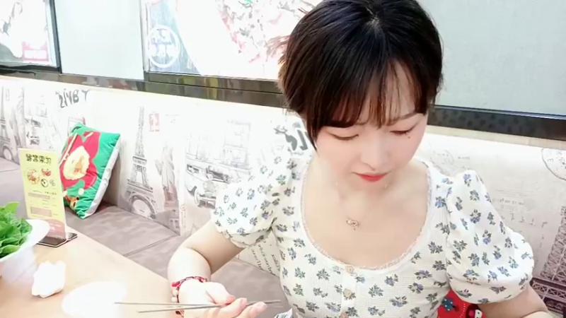 【2022-05-07 19点场】六喵喵喵丶：出门逛逛～