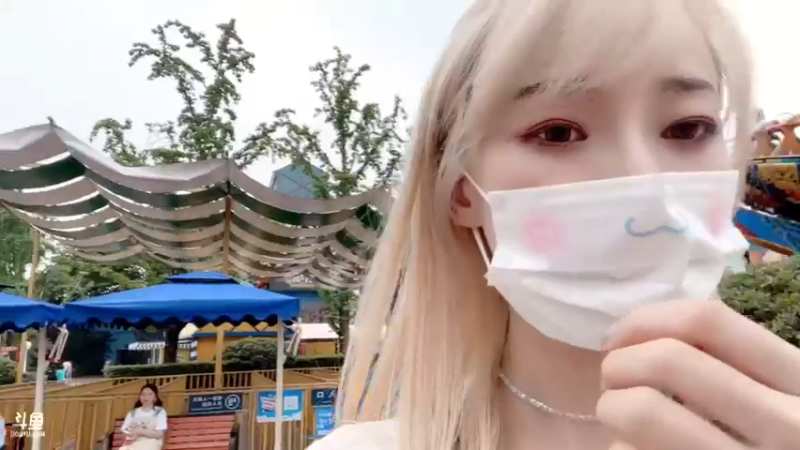 【2022-05-08 16点场】喜欢水水：我来买走你的不开心！