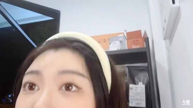 【2022-05-08 22点场】刘飞儿faye：飞儿 狱警不在，偷播一会