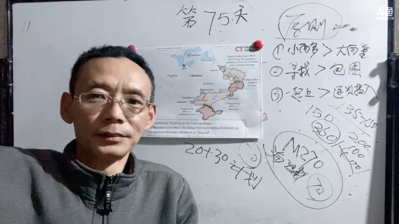 我小时特别尊重知识，我上学的教材都没扔，现在的知识都忘完了。