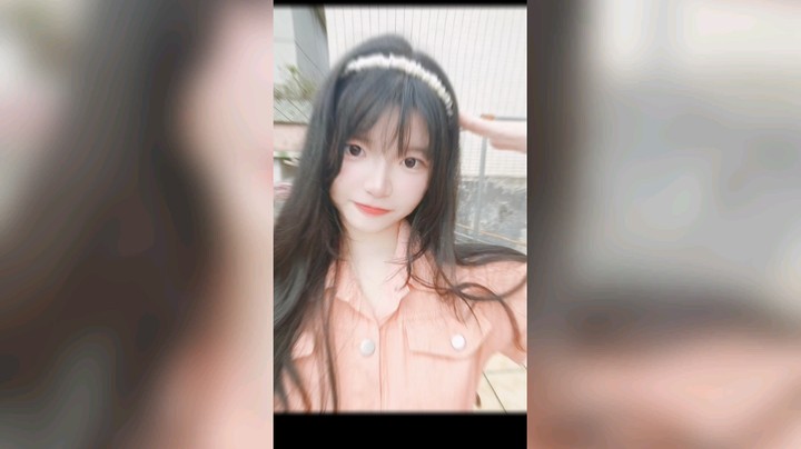 我是一个念旧的人，陪我走过的人我都记得。