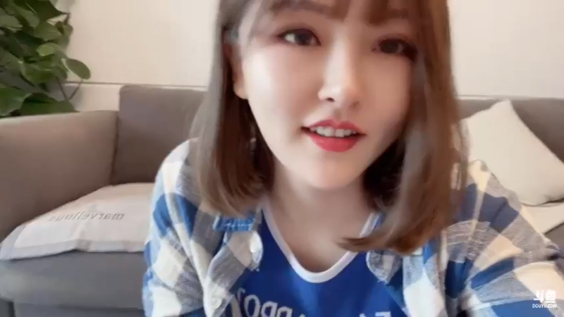 【2022-05-11 16点场】叶知秋Vanessa：秋：钻粉狂欢卡 六点见