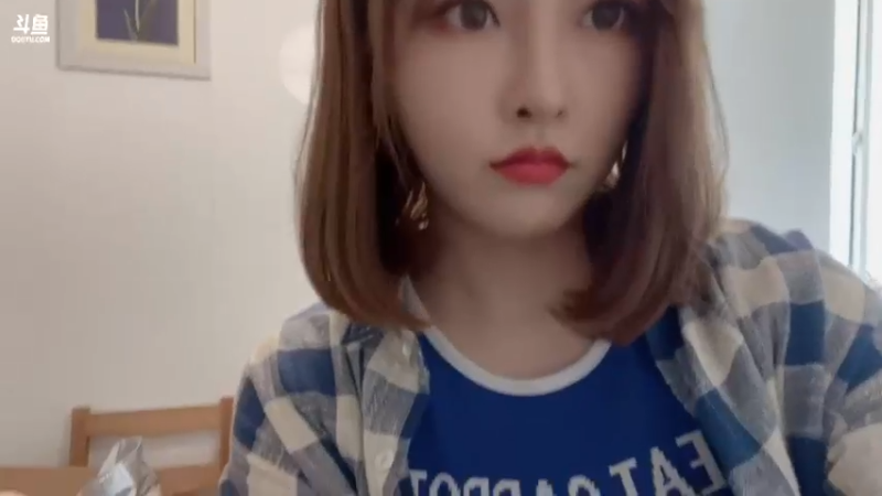 【2022-05-11 14点场】叶知秋Vanessa：秋：钻粉狂欢卡