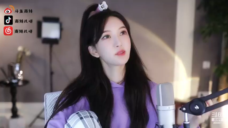 【2022-05-11 22点场】南妹儿呀：身高170 距离你1.3公里