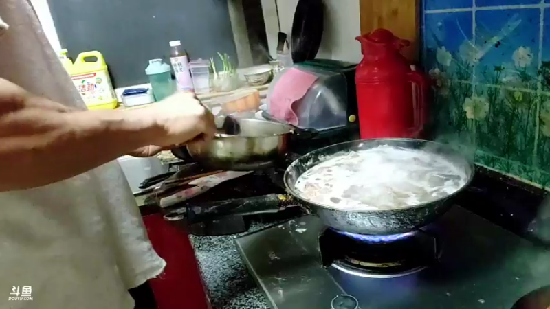 【2022-05-12 21点场】黑人毅：我在苦苦的等待