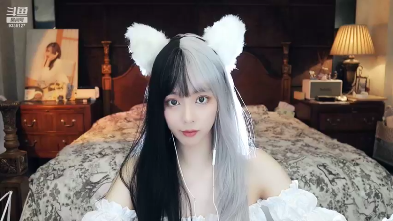 【2022-05-12 18点场】亲亲不小心：心照不宣的想念