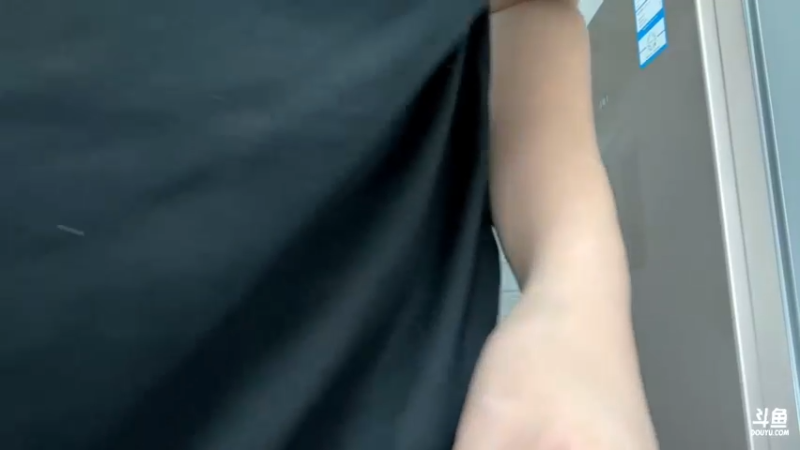 【2022-05-12 14点场】别问问就黑皮：【小奶团】黑皮~