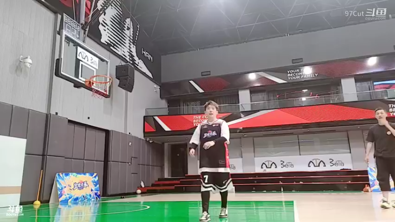 篮球风暴_05_16_21_28_49.mkv