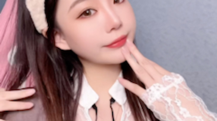 ……嗯……一会儿见……