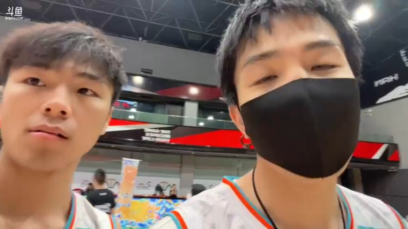 【2022-05-16 21点场】douyu小漠：篮球风暴day3