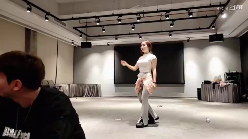 斗鱼-卡路里-跳舞-5