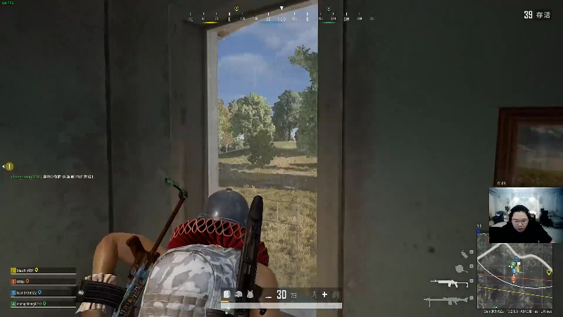 我在斗鱼看即将拥有人鱼线的PDD直播英雄联盟