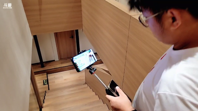 【户外】川味箩卜的精彩时刻 20220520 00点场