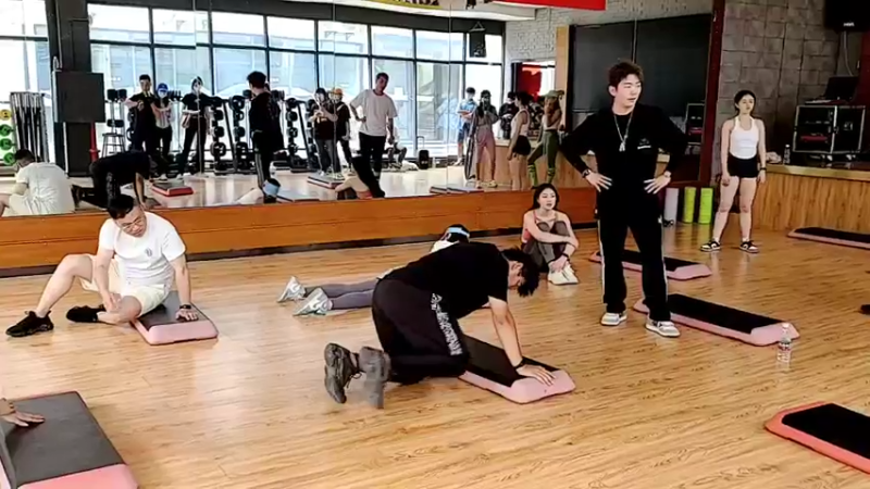 【2022-05-21 14点场】火力堂主：【燃烧吧 卡路里！】Day3！钻粉卡已开
