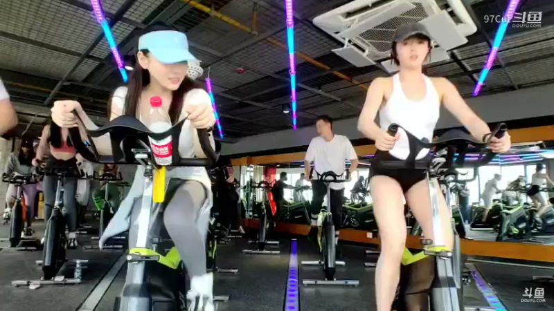 斗鱼-燃烧吧卡路里-3-1