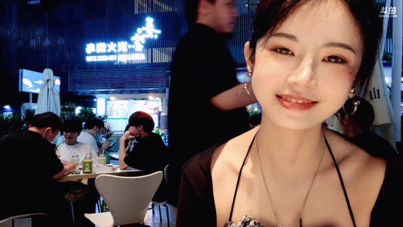 【户外】uneeZ的精彩时刻 20220522 00点场