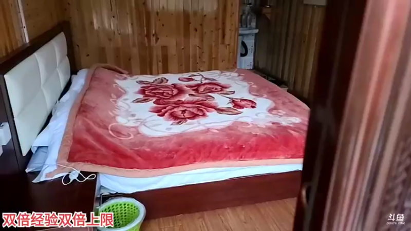 【2022-05-19 19点场】叶子户外：《纪实直播》一路向西→雨崩村