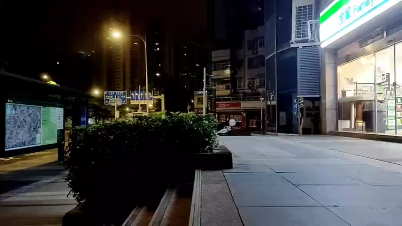 【2022-05-22 04点场】熊熊高冷暖男：（深圳）别想那么多了